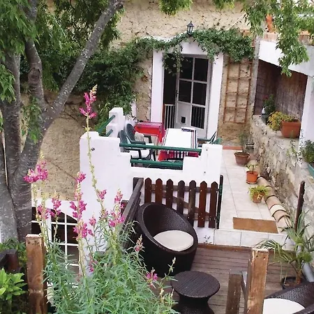 Holiday home Pet Friendly In With Wifi Azillanet