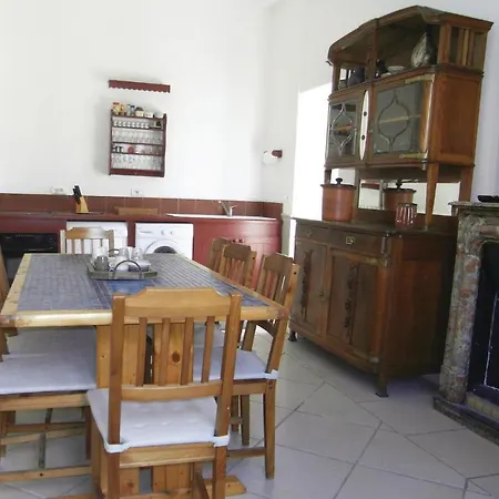 Holiday home Pet Friendly In With Wifi *