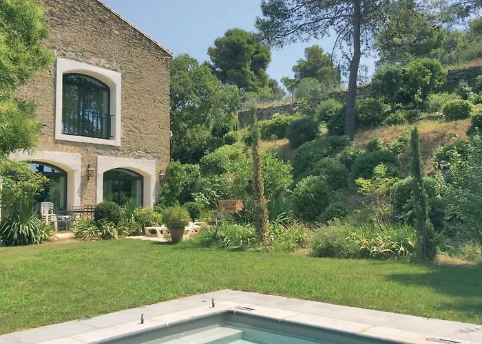 5 Bedroom In *