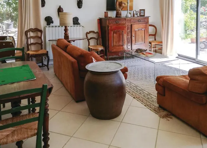 5 Bedroom In Ferienhaus Azillanet