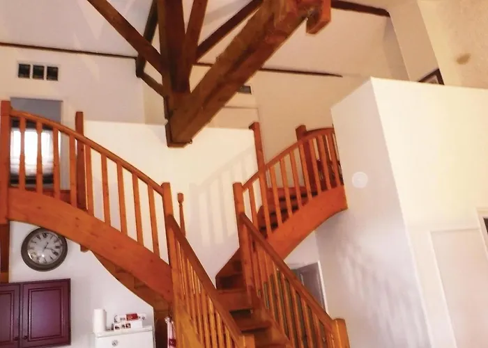 5 Bedroom In Ferienhaus Azillanet