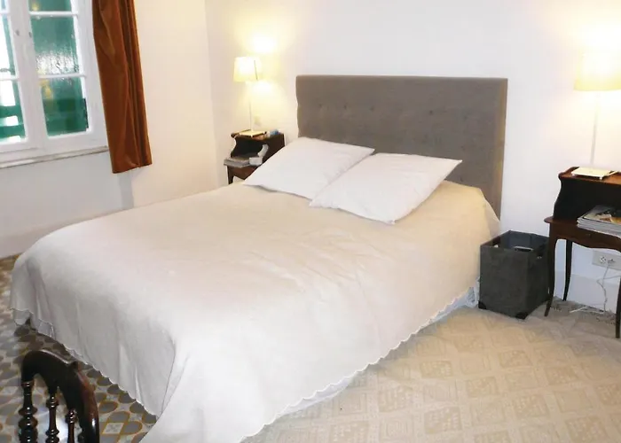 5 Bedroom In