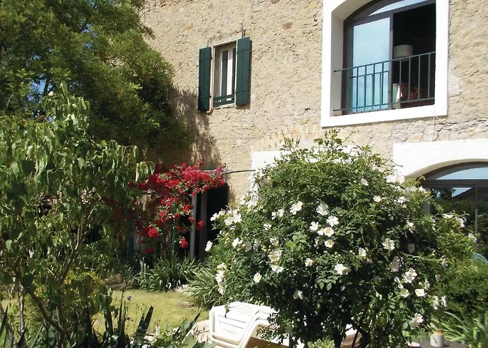 Ferienhaus 5 Bedroom In Azillanet